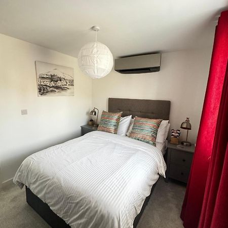 Cozy, Peaceful, Air Conditioned Double Bedroom In Coxhoe, Durham エクステリア 写真